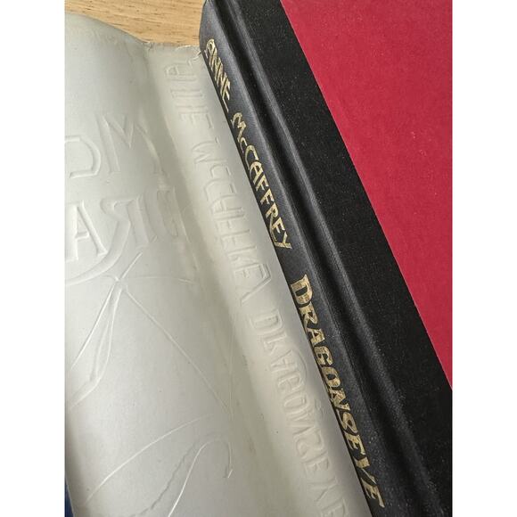 Anne McCaffrey, 2 BKS Dragonseye & Dragonsdawn HC/DJ/ First Ed/Sci-Fi VTG - Picture 14 of 15